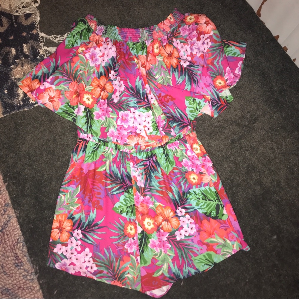 Romper size M